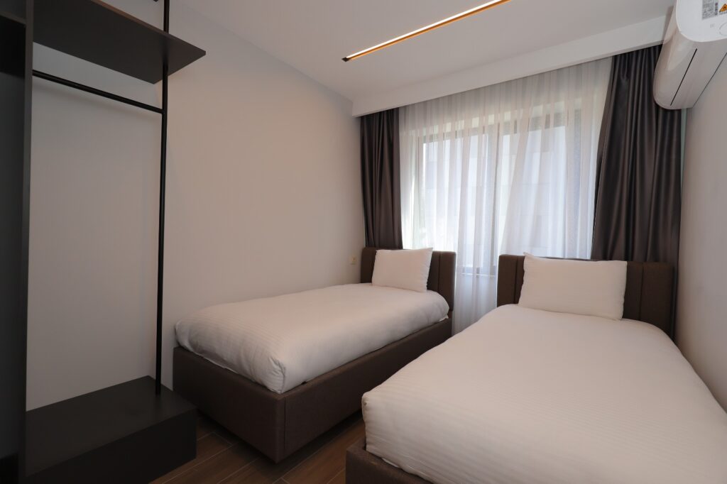 WhatsApp Image 2025-07-18 at 17.48.55 (1)