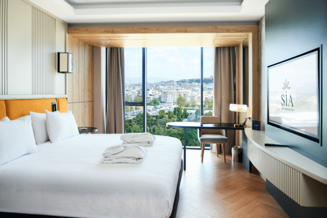 Sia Hotel King Suite Room